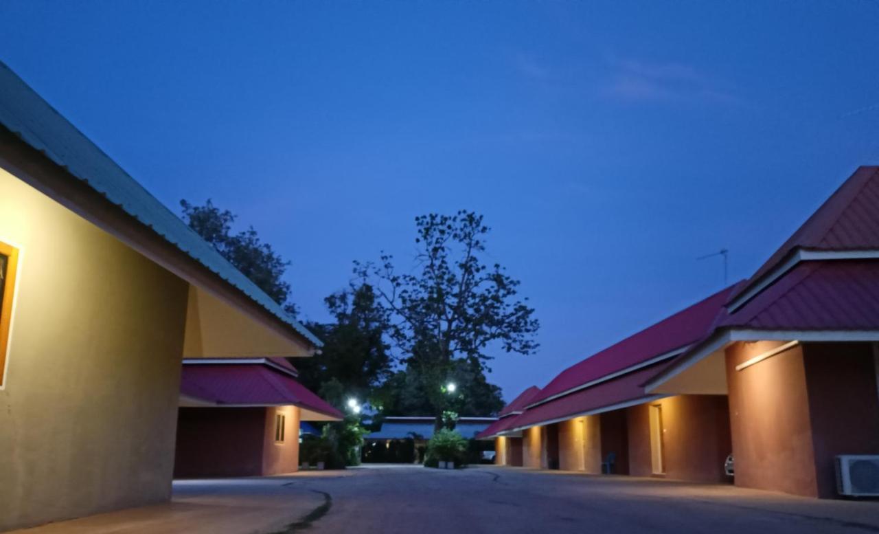 Wapipathum Earthen House Apartment Ban Na Lao ภายนอก รูปภาพ