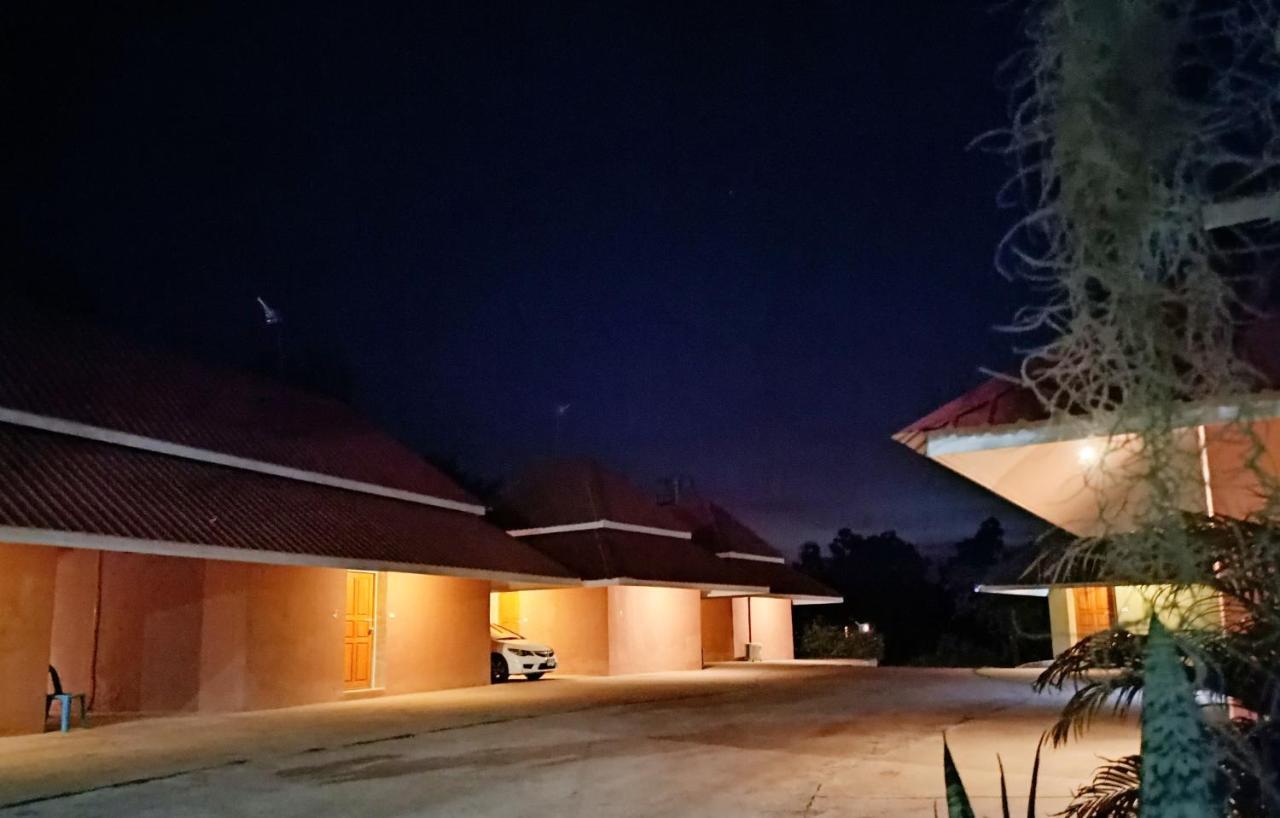 Wapipathum Earthen House Apartment Ban Na Lao ภายนอก รูปภาพ